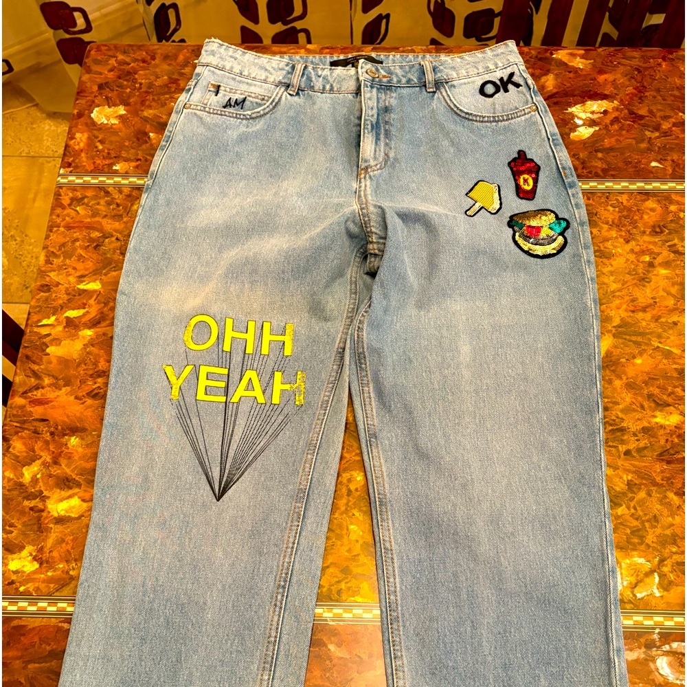 Modern jeans.